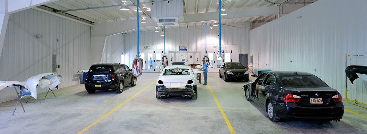 Car Craft Collision Centers offer state of the art repair in a safe, clean environment.